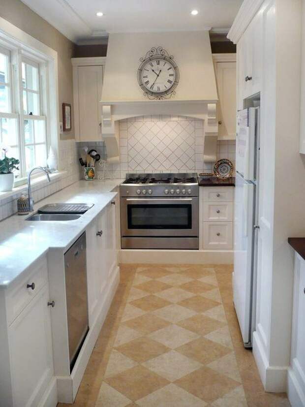 фото дизайна интерьера узкой кухни