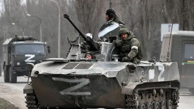 Семерых попавших в плен на Украине свердловских военных вернули в Россию