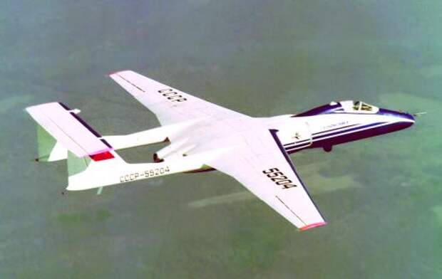 Высотный дозвуковой самолёт М-55 «Геофизика»