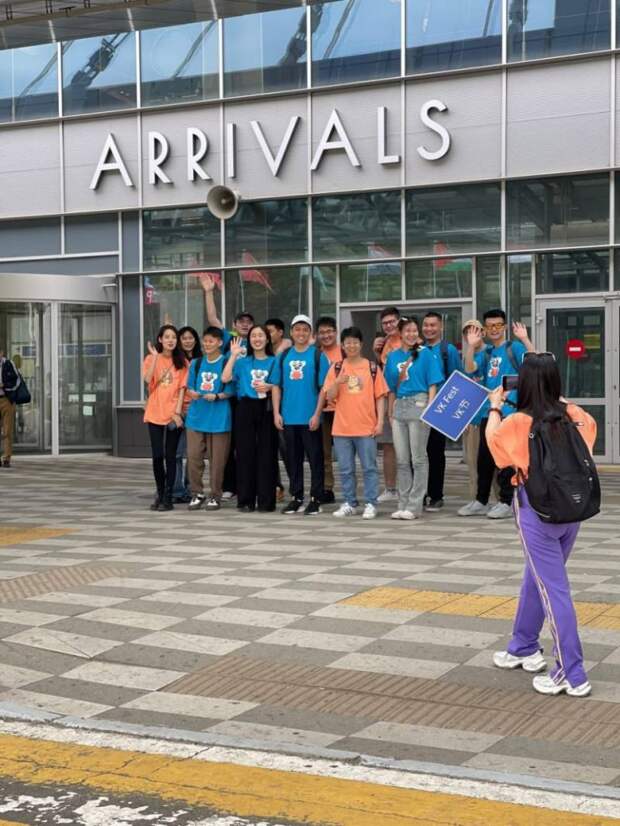 Китайские туристы прибывают в РФ для участия в VK Fest Красноярск