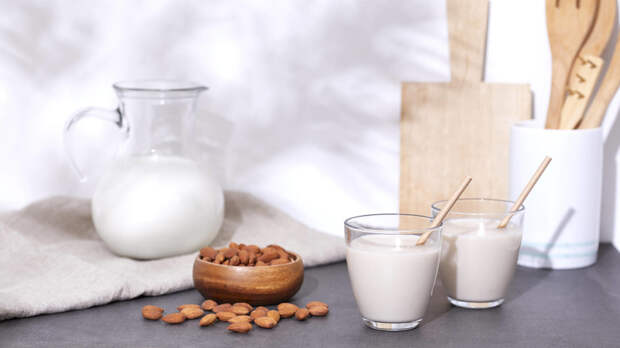 Эндокринолог Михалёва рассказала о плюсах растительного молока
