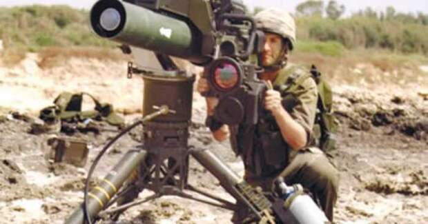 В Азербайджане опубликовано видео поражения танка Т-72 из израильского ПТРК «Spike»