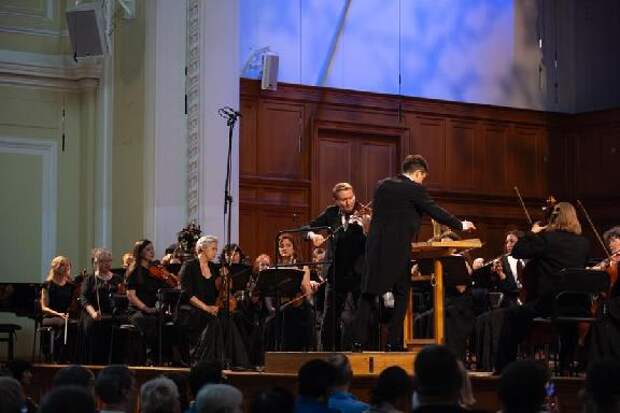 В Тамбове с симфоническим оркестром имени Рахманинова выступит скрипач-виртуоз Никита Борисоглебский