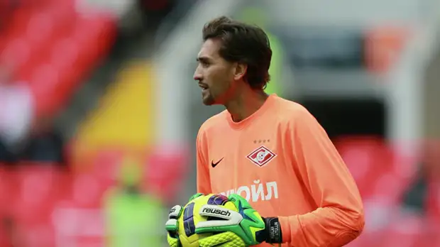 Нигматуллин: если «Локомотив» победит в матче с «Зенитом», это точно украсит наш чемпионат