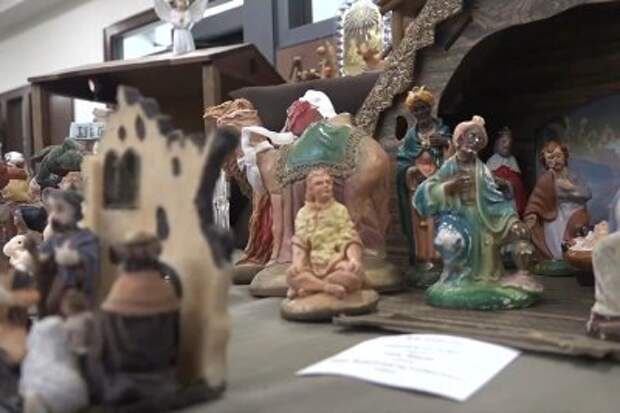 Iowa man's collection of nativity scenes breaks Guinness World Record