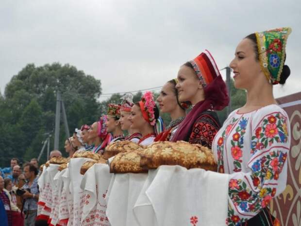 Празднование Дня славянского единства в Брянске. /Фото: bryansk.er.ru