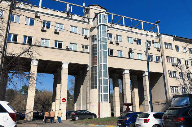 Фото и гифки непарадной Москвы
