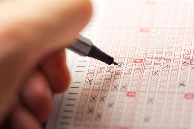 Начальница отделения почты попала под следствие из-за лотерейных билетов