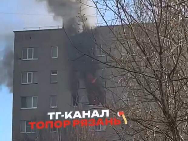 В Рязани при пожаре в многоэтажке погибли два человека