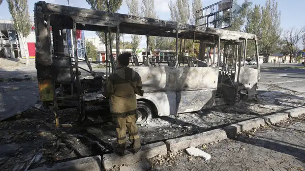 «Лицо горит, в плече боль»: пенсионер Михаил Коротеев из Донецка получил серьёзное увечье в ходе обстрела ВСУ