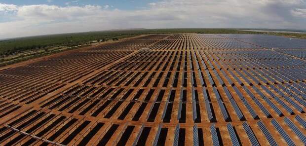 КНР хочет получать солнечную энергию из Чили по кабелю
