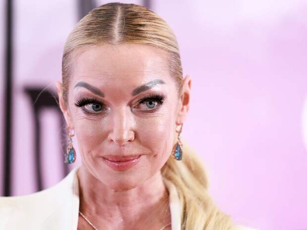 Волочкова заявила, что состоит в романтических отношениях