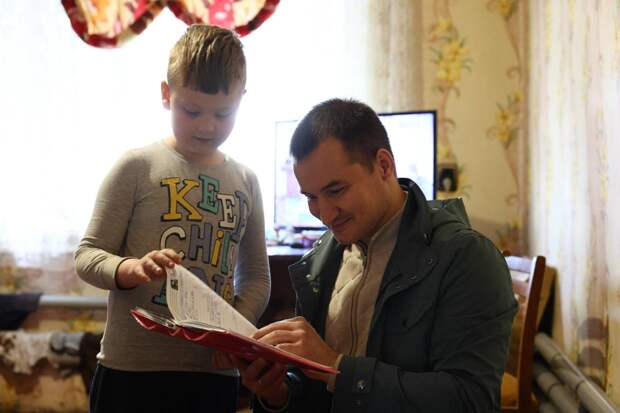 Татарстан оказал адресную помощь многодетным семьям Лисичанска