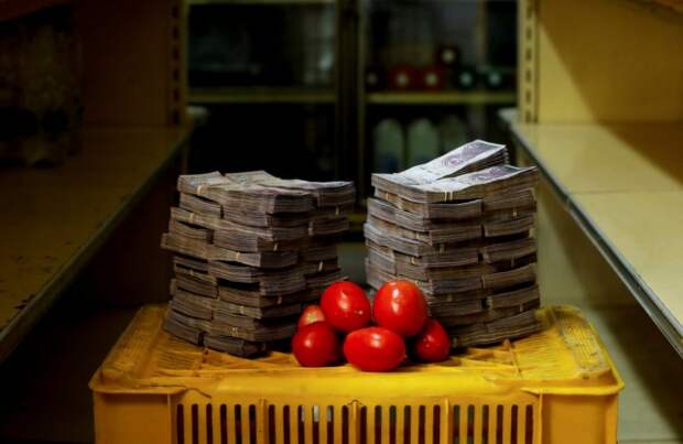 Наглядный пример стоимости продуктов в старой валюте Венесуэлы Наглядный пример стоимости продуктов в старой валюте Венесуэлы