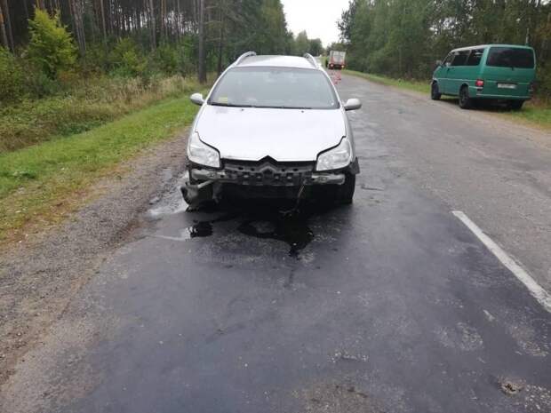 Авария дня. В Беларуси мотоциклист погиб, совершая обгон авария, авария дня, авто, авто авария, видео, дтп, мотоциклист, смертельное дтп