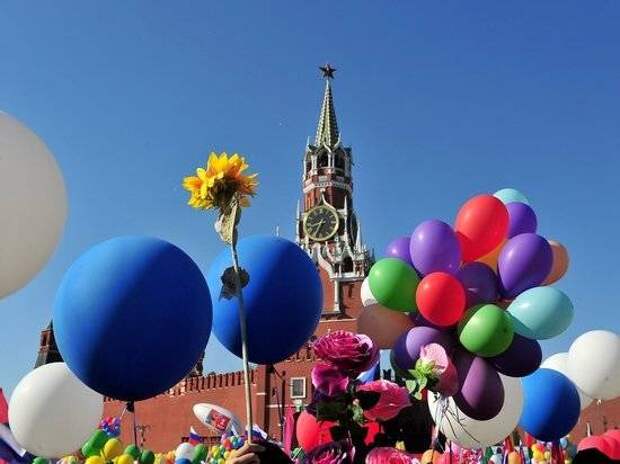 Первомай-2026: длинные выходные, историческая память и городские праздники