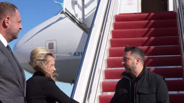 Прибывшего в США Зеленского встретили Ермак и новость о встрече Трампа и Путина