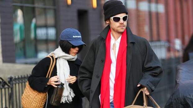 Зои Кравиц выходит замуж: инсайдер подтвердил тайную помолвку актрисы