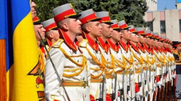 Военные Молдовы вместе с народом и президентом готовы к свержению прозападных олигархов