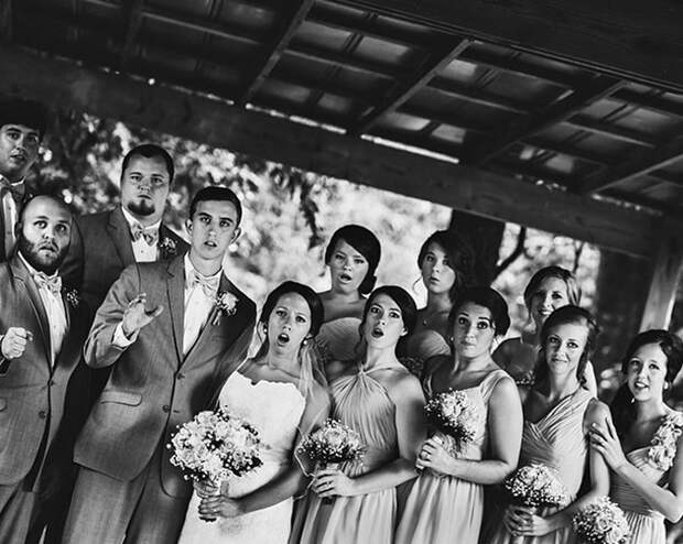 Фотограф упал, делая свадебный снимок, это снимок, который он сделал в этот момент. / Фото: reddit.com