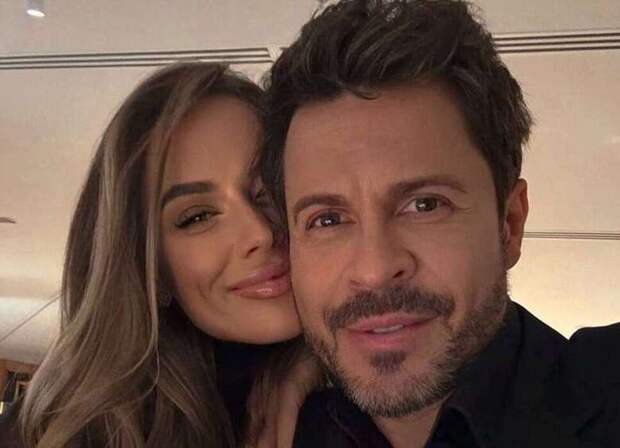 «Жизнь — это тебе не кино…»: Павел Деревянко и Зоя Фуць устроили стильный перформанс