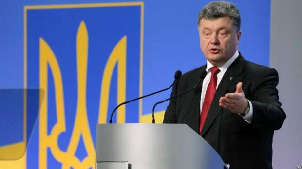 Порошенко рассказал, чем отличаются украинские солдаты от российских военных Порошенко рассказал, чем отличаются украинские солдаты от российских военных