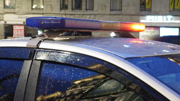 В подмосковных Химках грузовик врезался в автобус с врачами