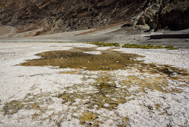 Долине Смерти — Бэдуотер (Badwater)