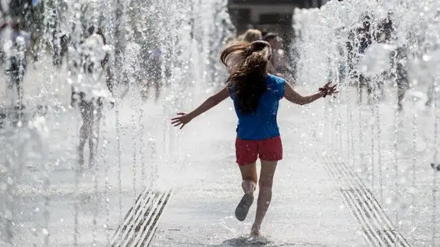 В Госдуме предложили давать россиянам дополнительный выходной в жаркую погоду