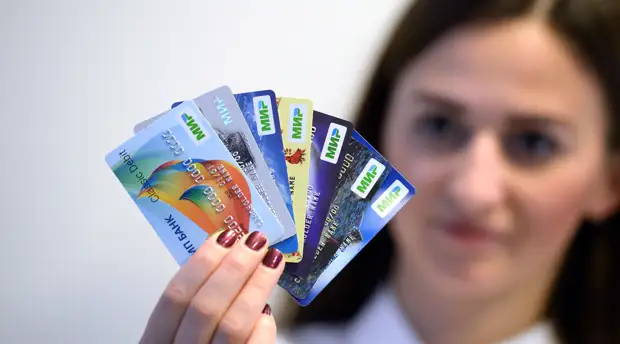 Срок выплаты не будет зависеть от банка: в России начали действовать обновлённые правила получения пенсий