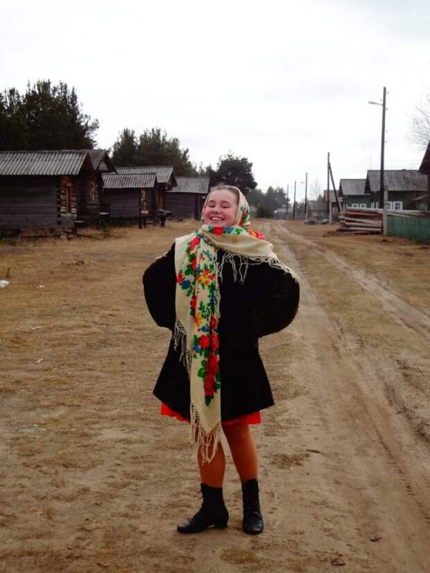Ответ жителей деревни Чикинская на фотосессию журнала Vogue