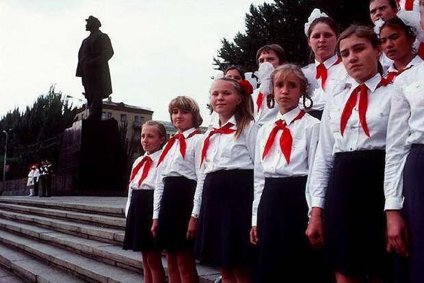 Советские школы – что там было на самом деле, о чём помалкивают адепты СССР