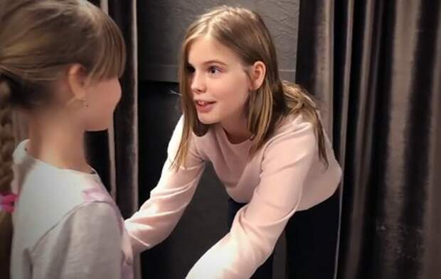 В Сеть слили видео с подросшей красавицей-дочкой Александра Абдулова