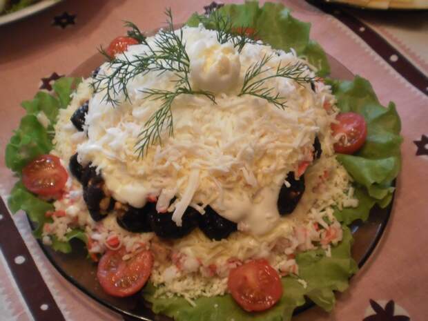 Слоеный салат «Черный жемчуг»