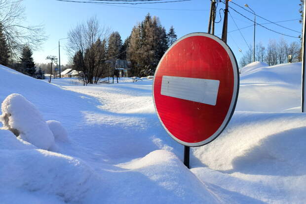 В Челябинской области полностью перекрыли оживлённую трассу