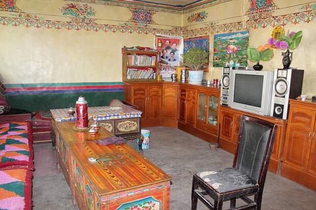 Гостиная в тибетском доме