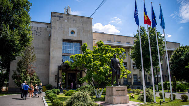 МИД Румынии вызвал посла России после падения беспилотника