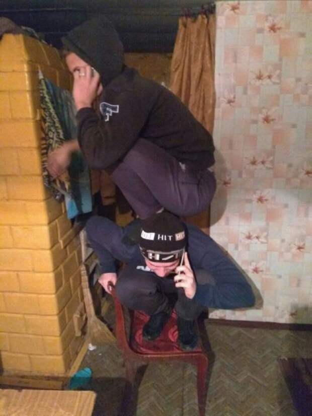 Эти ребята решают все вопросы "на кортах" Эти ребята решают все вопросы "на кортах"