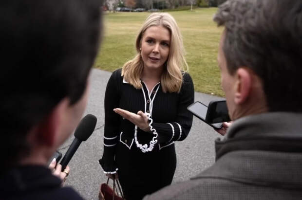 Заявление Левитт перед покушением на Трампа вызвало переполох в США