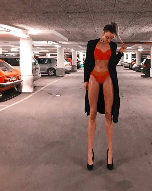 Невероятно длинные ноги этой шведской модели позволили ей заработать миллионы