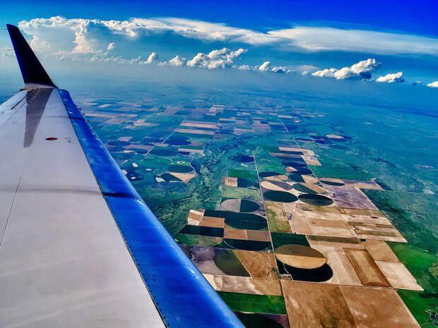 Мир из иллюминатора Through an Airplane Window 5 Мир из иллюминатора
