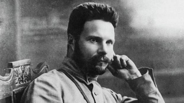 Жизнь и смерть Михаила Фрунзе СССР, Фрунзе, жизнь