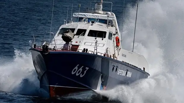 Украина обвинила Россию в «агрессивных действиях» при проходе кораблей