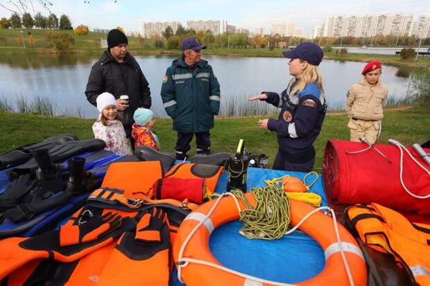 Водные спасатели. Фото: Управление по ЮВАО Департамента ГОЧСиПБ