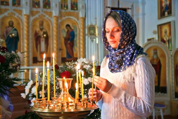 Вот почему нельзя в церкви поджигать свою свечу от рядом стоящей истории, нужно знать, свечи, церковь
