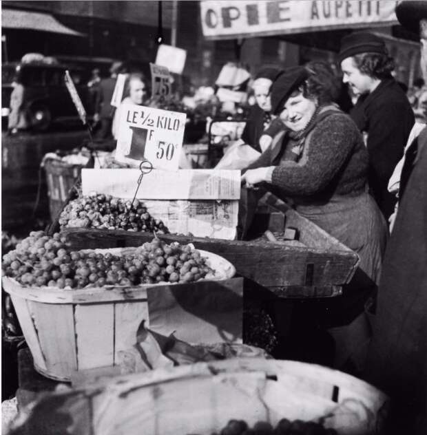 Рынок, который расположен в самом центре французской столицы на правом берегу Сены.