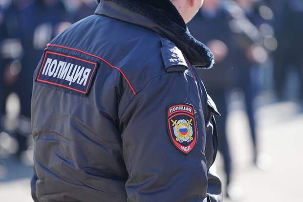 Полицейские нашли около 90 граммов марихуаны у мужчины в Москве
