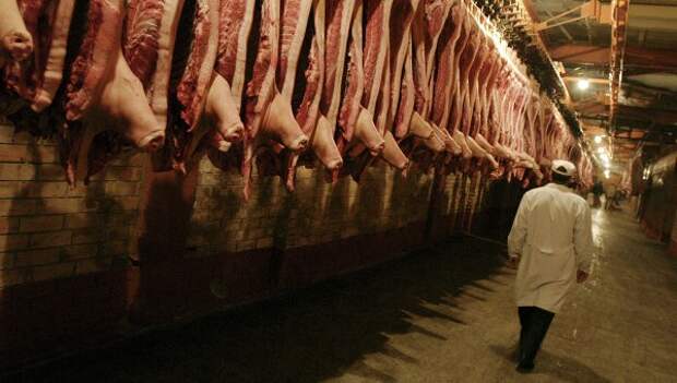РФ ограничила поставки продукции с Минского мясокомбината из-за АЧС РФ ограничила поставки продукции с Минского мясокомбината из-за АЧС