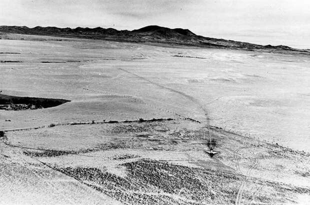 Cornfield Bomber, бомбардировщик кукурузного поля