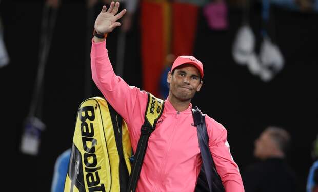 Рафаэль Надаль оригинально извинился перед болл-герл после того, как попал ей в голову мячом